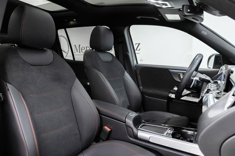 2025 Mercedes-Benz GLB-Class