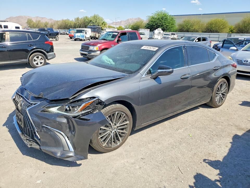2022 LEXUS ES