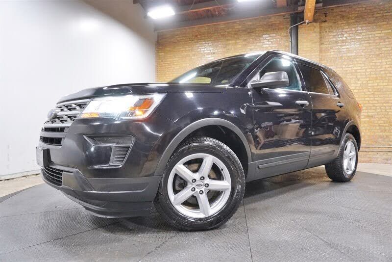 2019 FORD Explorer