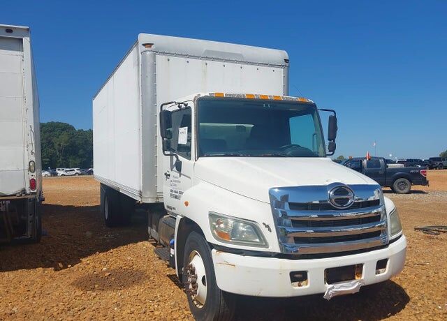 2011 HINO Incomplete Vehicle