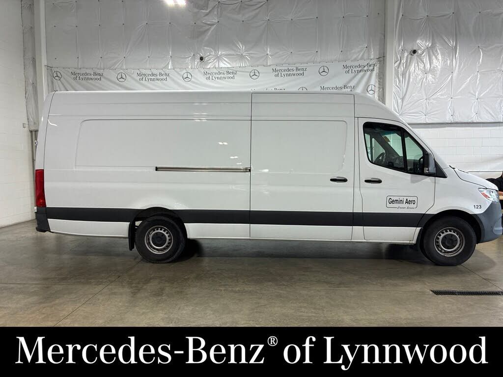 2023 Mercedes-Benz Sprinter