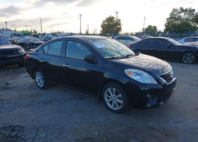 2014 NISSAN Versa