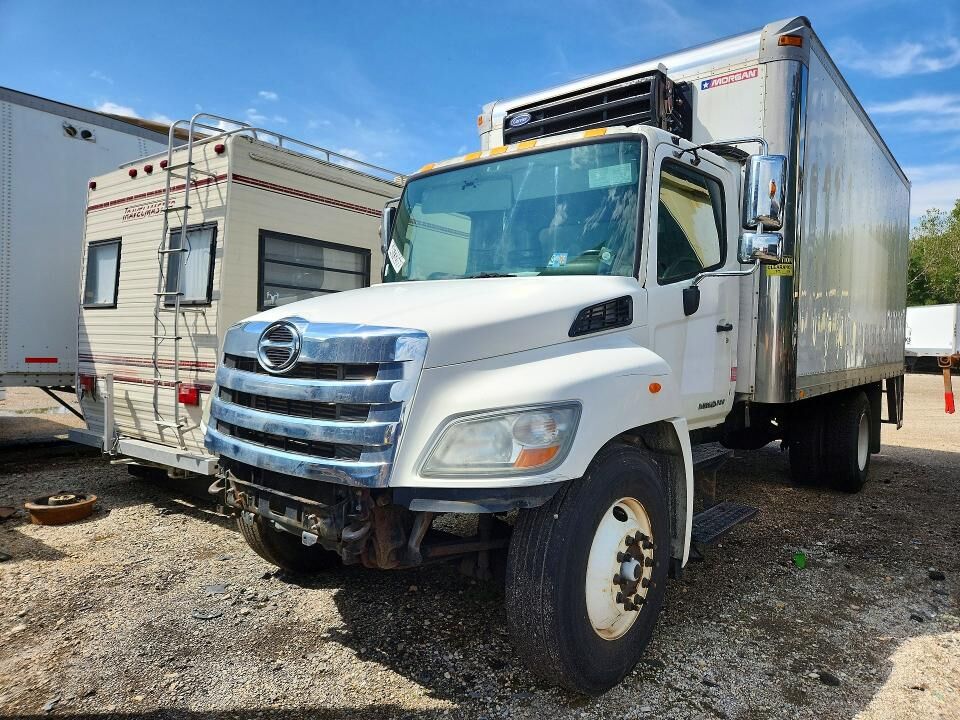 2013 HINO Incomplete Vehicle
