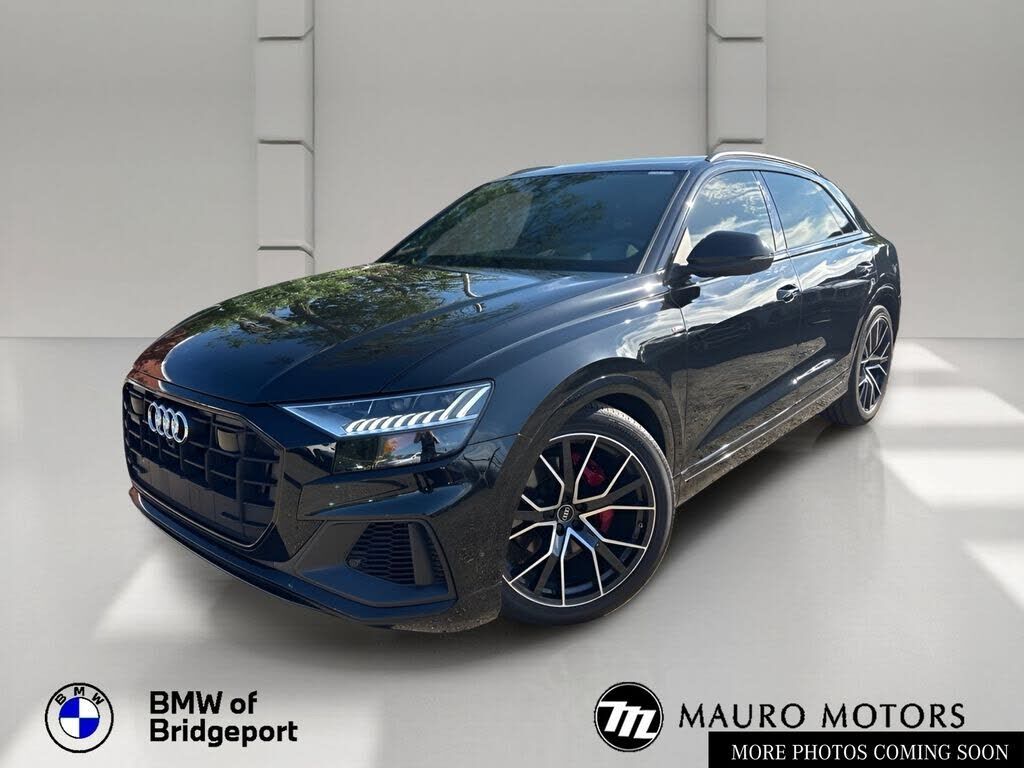 2022 AUDI Q8