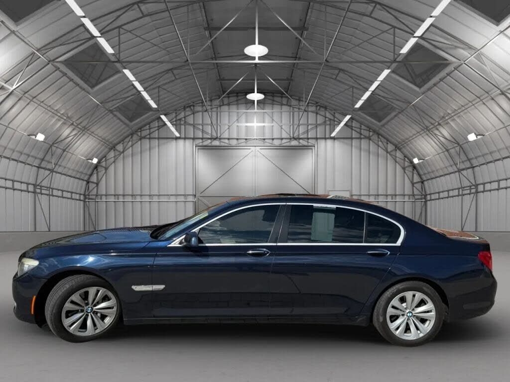 2012 BMW 7 Series