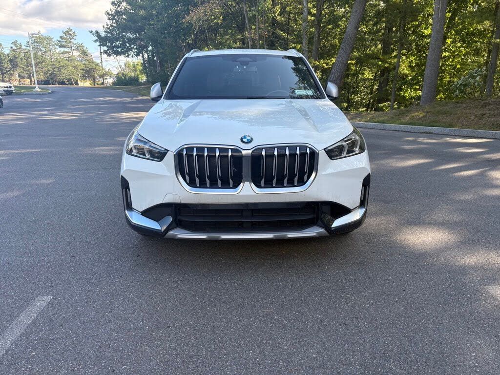 2023 BMW X1