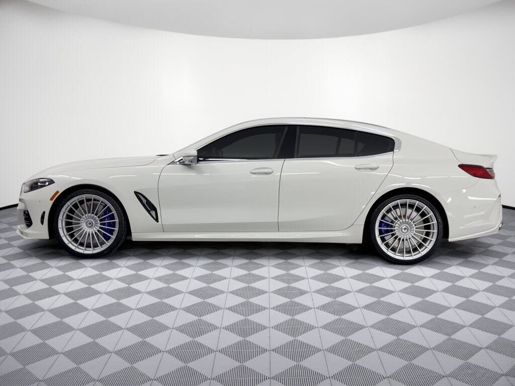 2023 BMW ALPINA B8