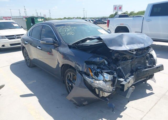 2012 NISSAN Maxima
