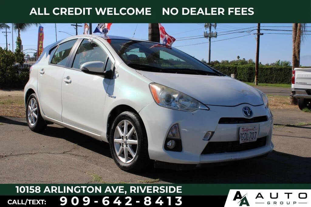 2014 TOYOTA Prius