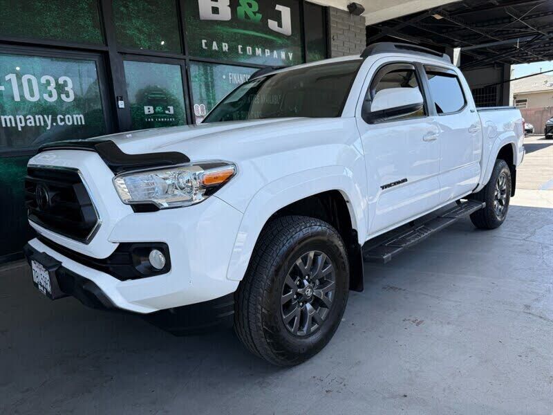 2023 TOYOTA Tacoma