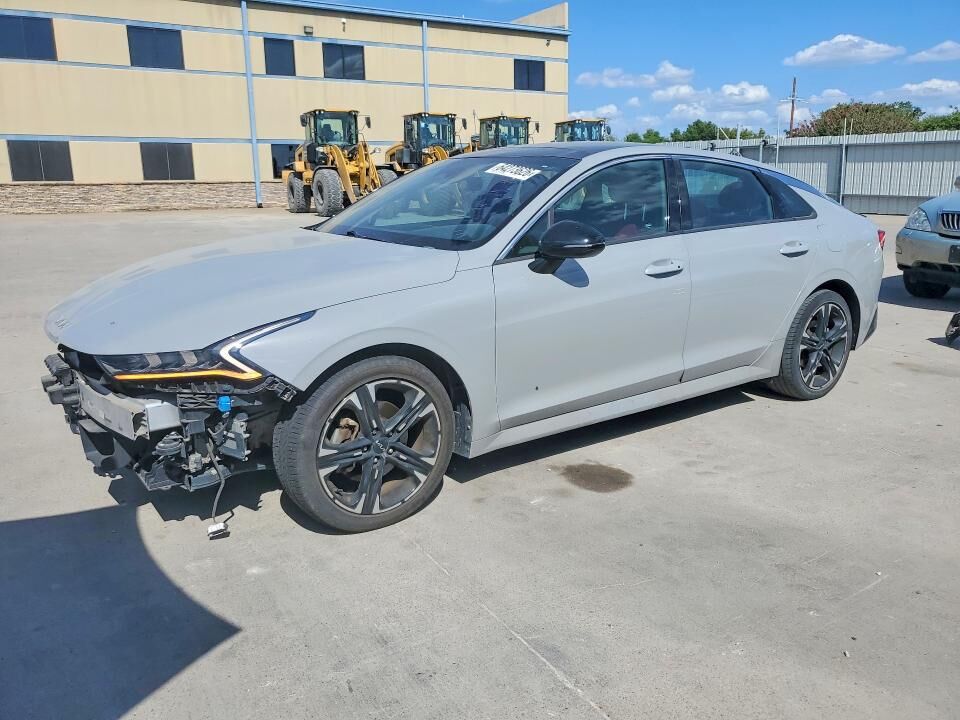 2022 KIA K5