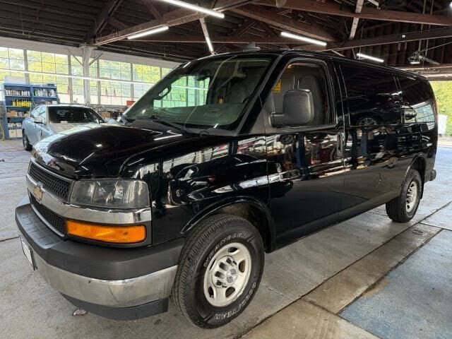 2019 CHEVROLET Express