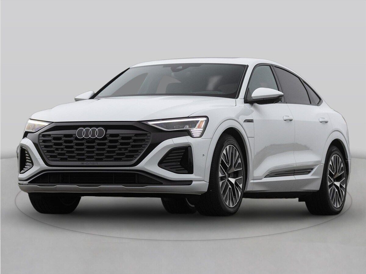 2024 AUDI Q8