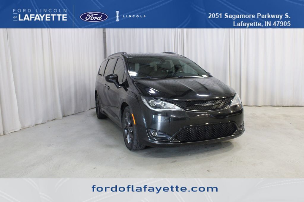 2019 CHRYSLER Pacifica