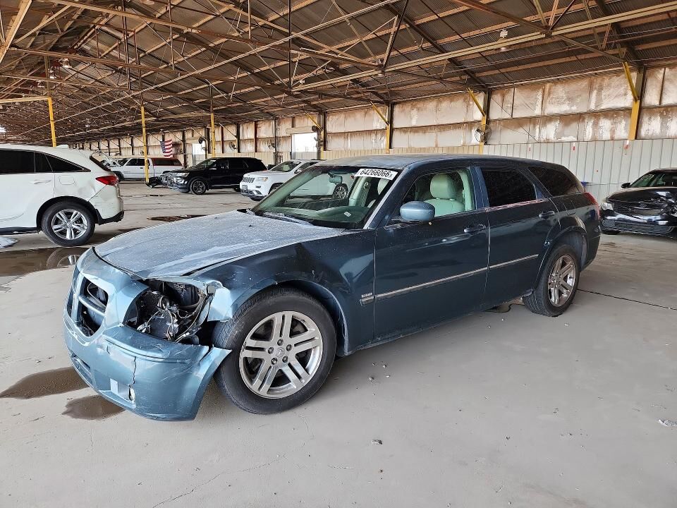 2005 DODGE Magnum