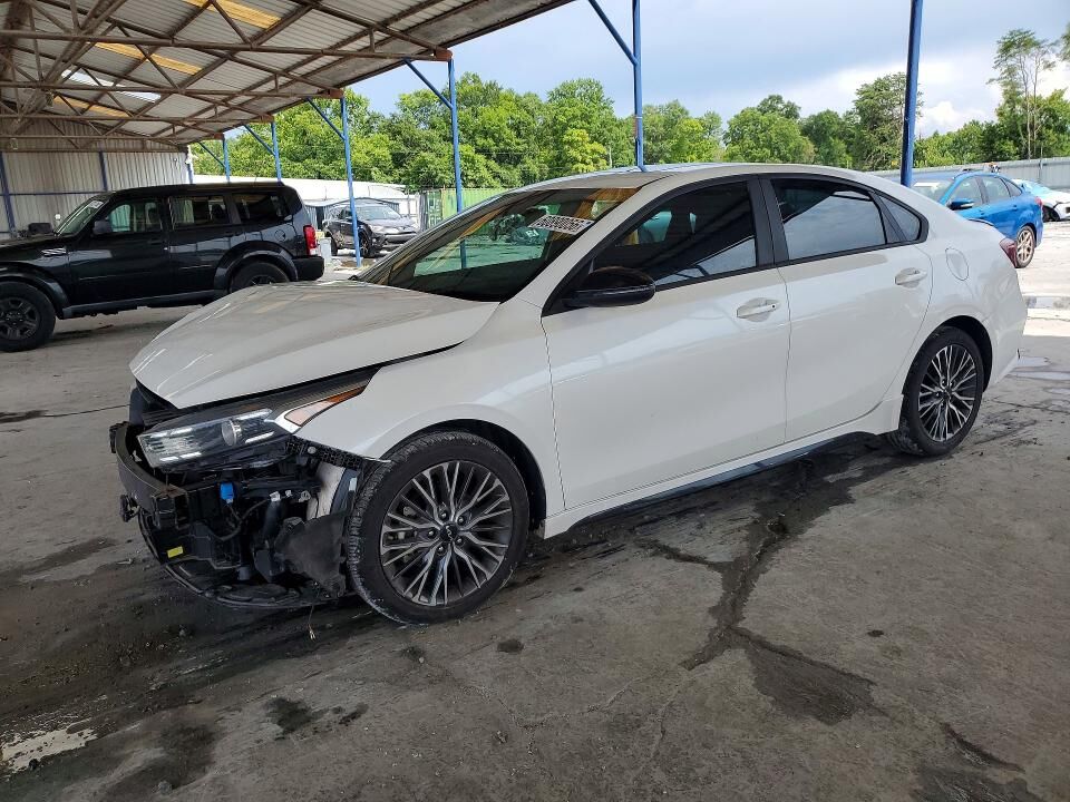 2023 KIA Forte