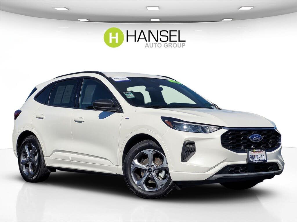 2024 FORD Escape