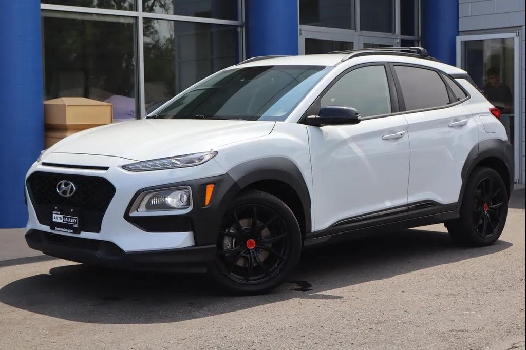 2021 HYUNDAI Kona