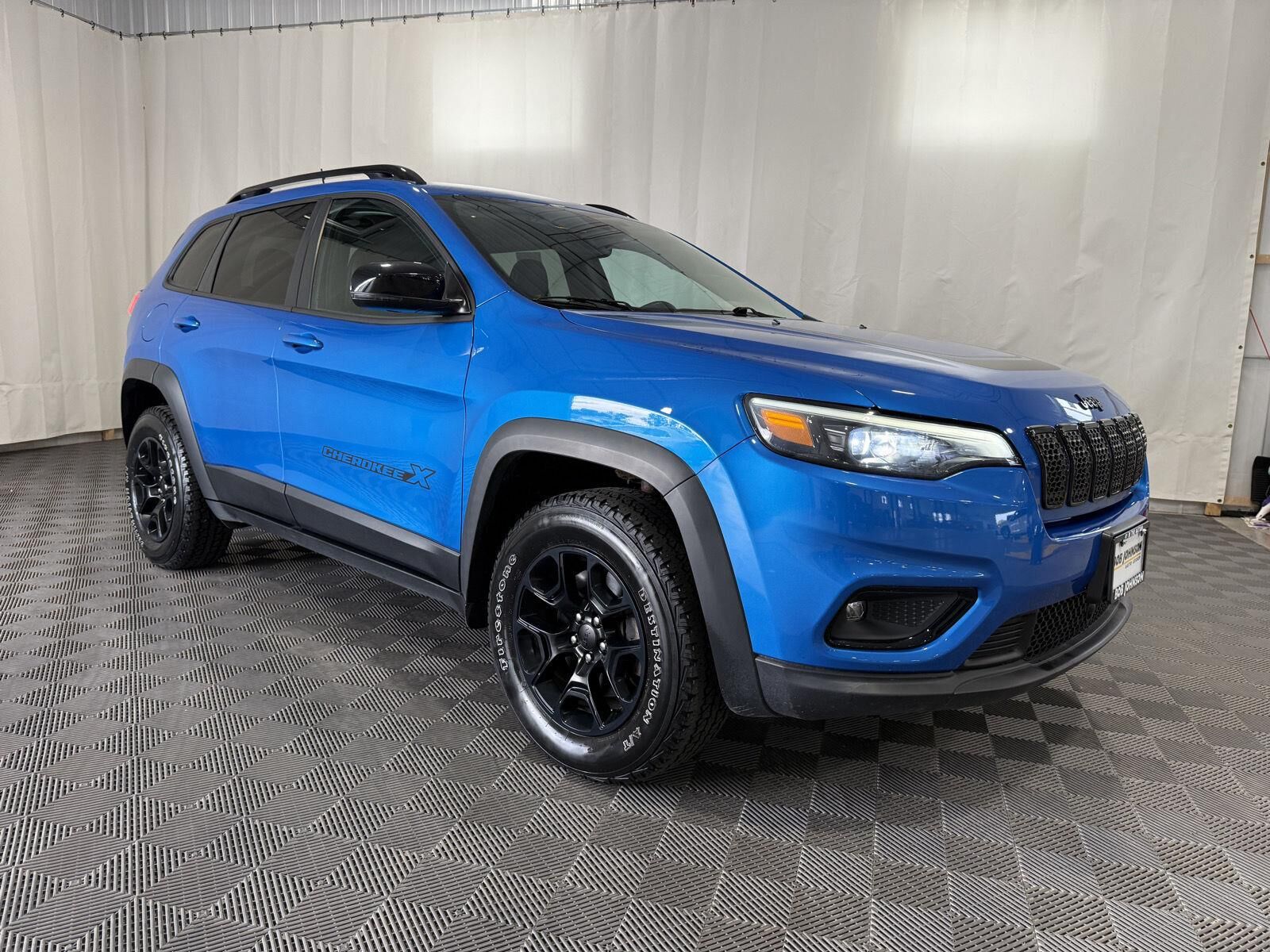 2022 JEEP Cherokee
