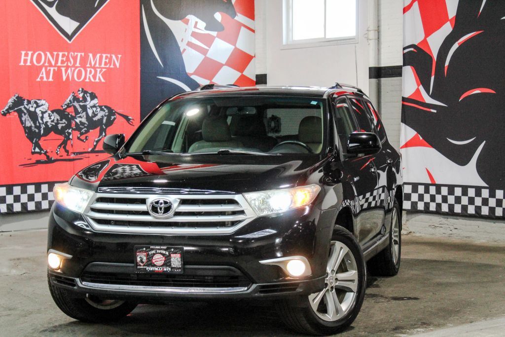 2011 TOYOTA Highlander