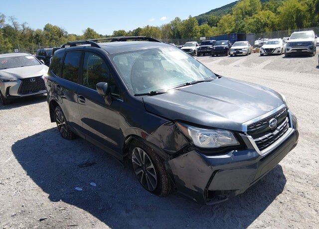 2017 SUBARU Forester