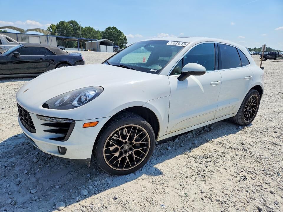 2015 PORSCHE Macan