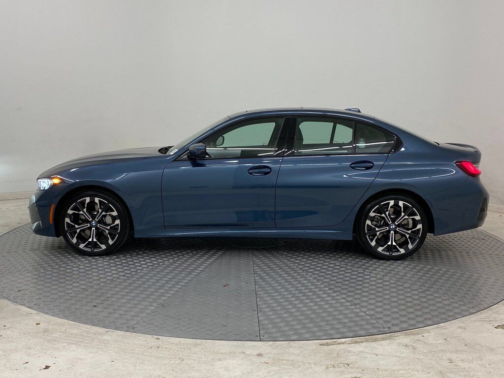 2026 BMW 330i