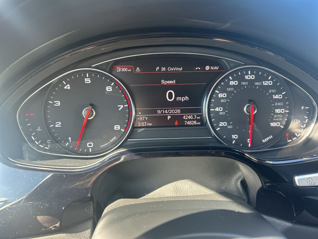 2015 AUDI A8
