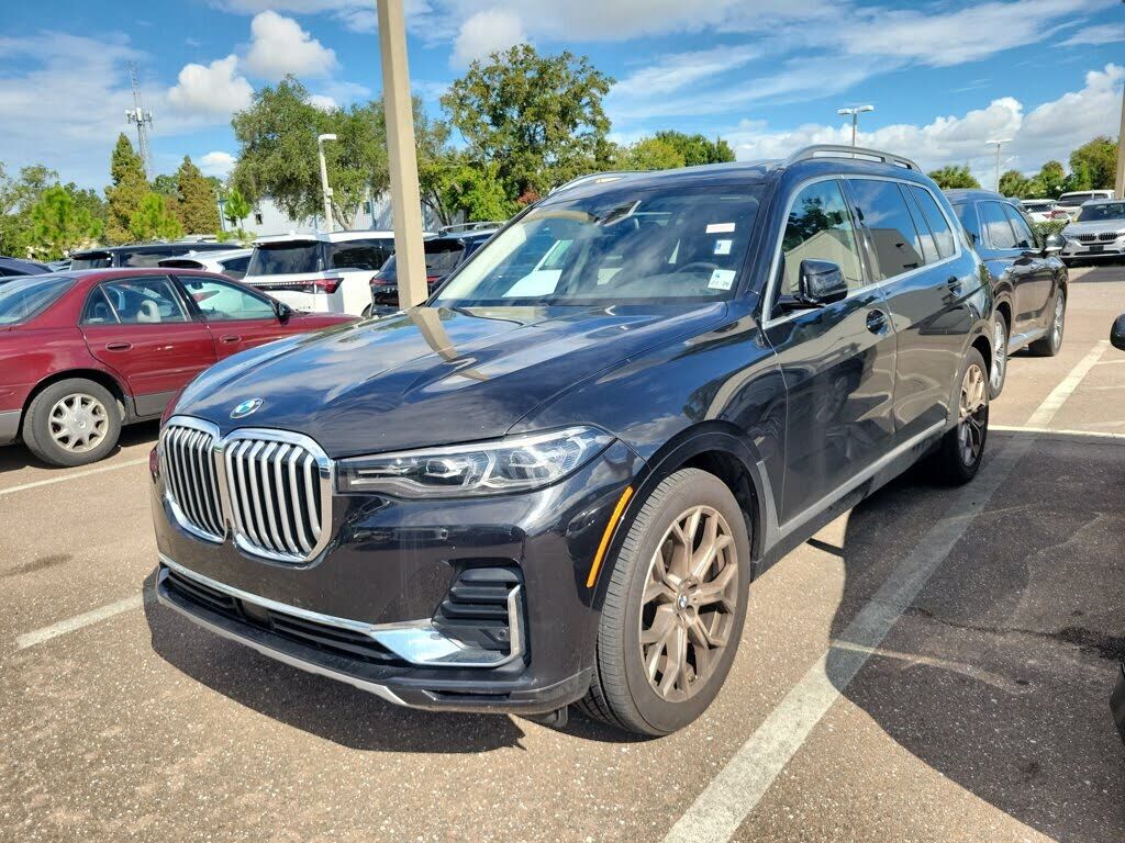 2022 BMW X7