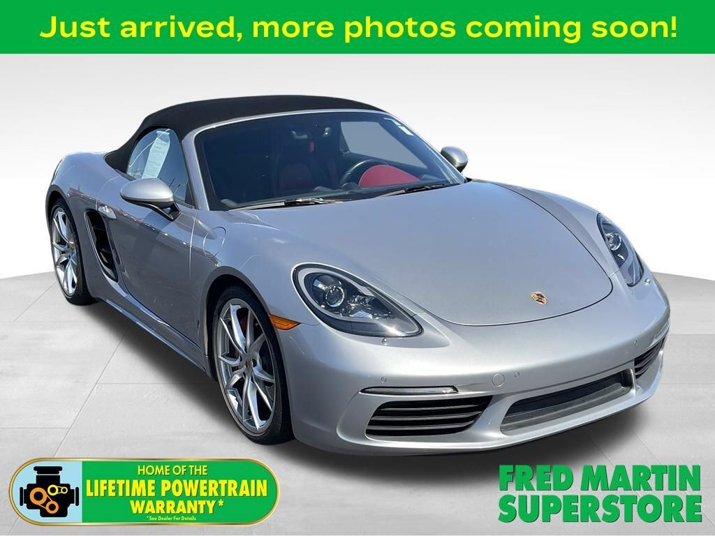 2017 PORSCHE Boxster