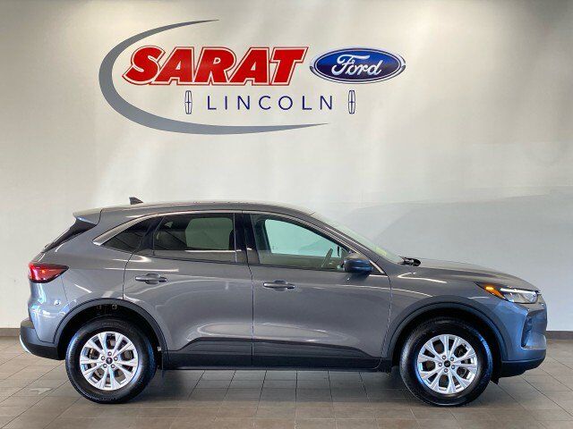 2024 FORD Escape