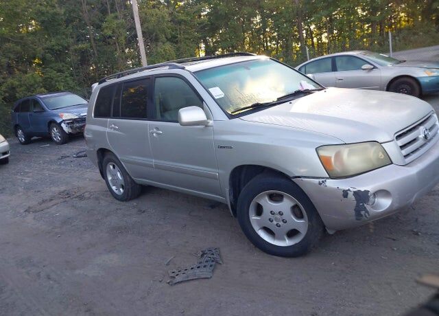 2004 TOYOTA Highlander