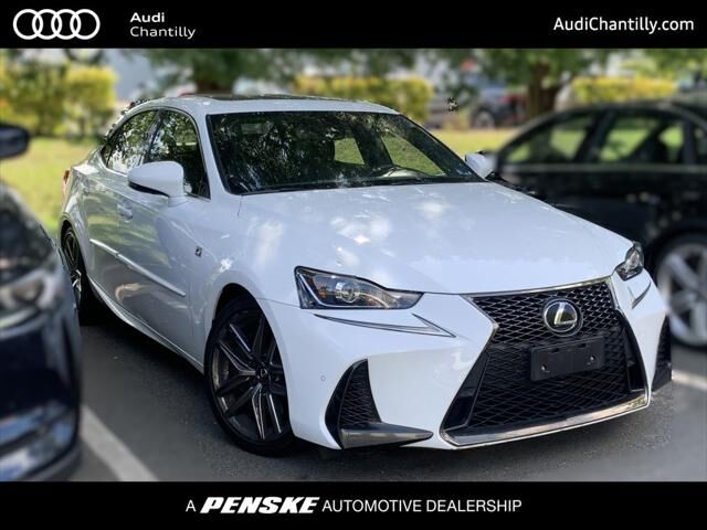 2018 LEXUS IS