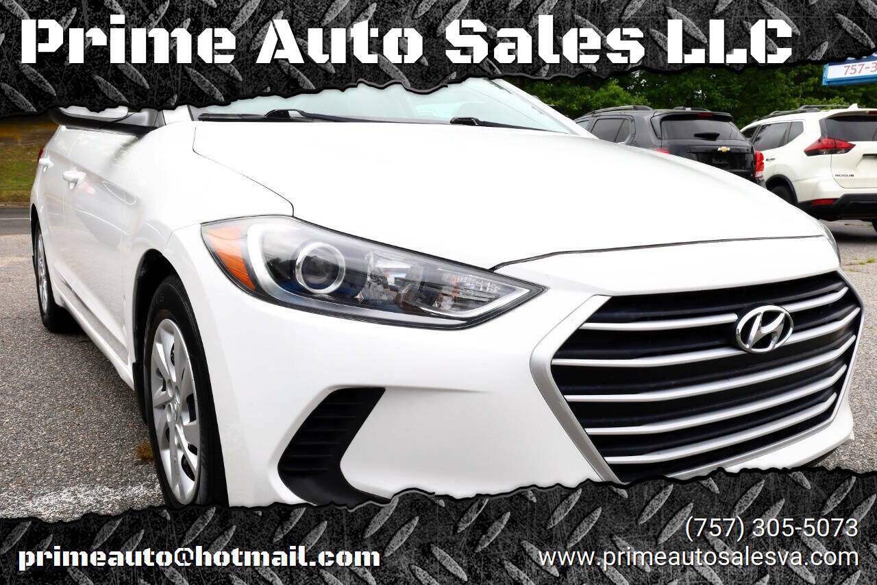 2017 HYUNDAI Elantra