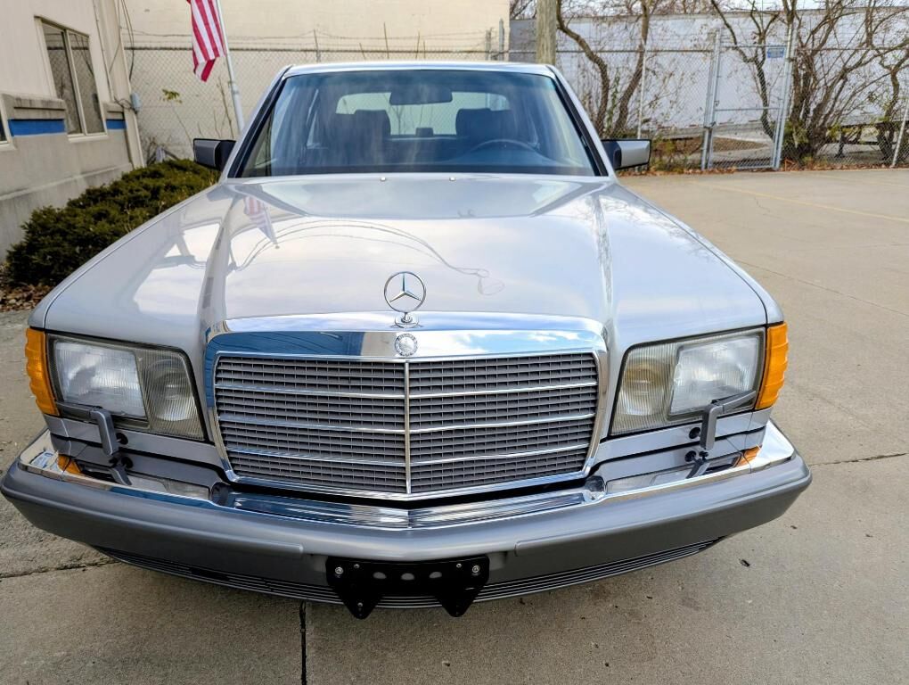 1986 Mercedes-Benz 420