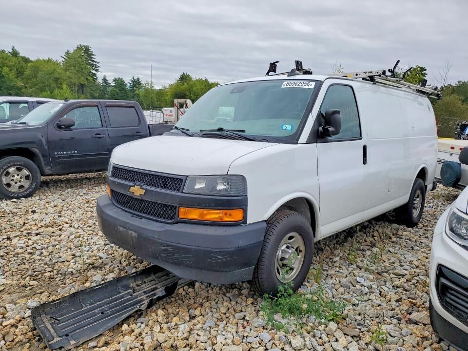 2020 CHEVROLET Express