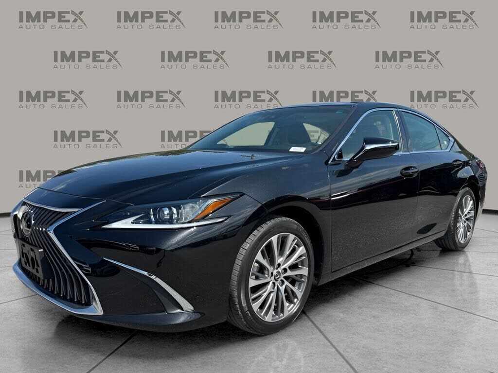 2019 LEXUS ES
