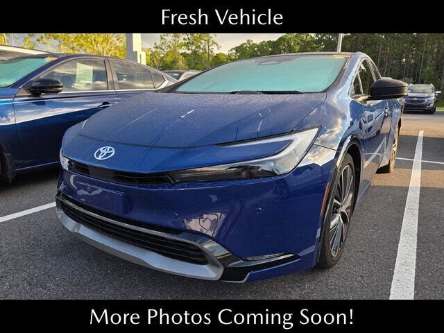 2024 TOYOTA PRIUS