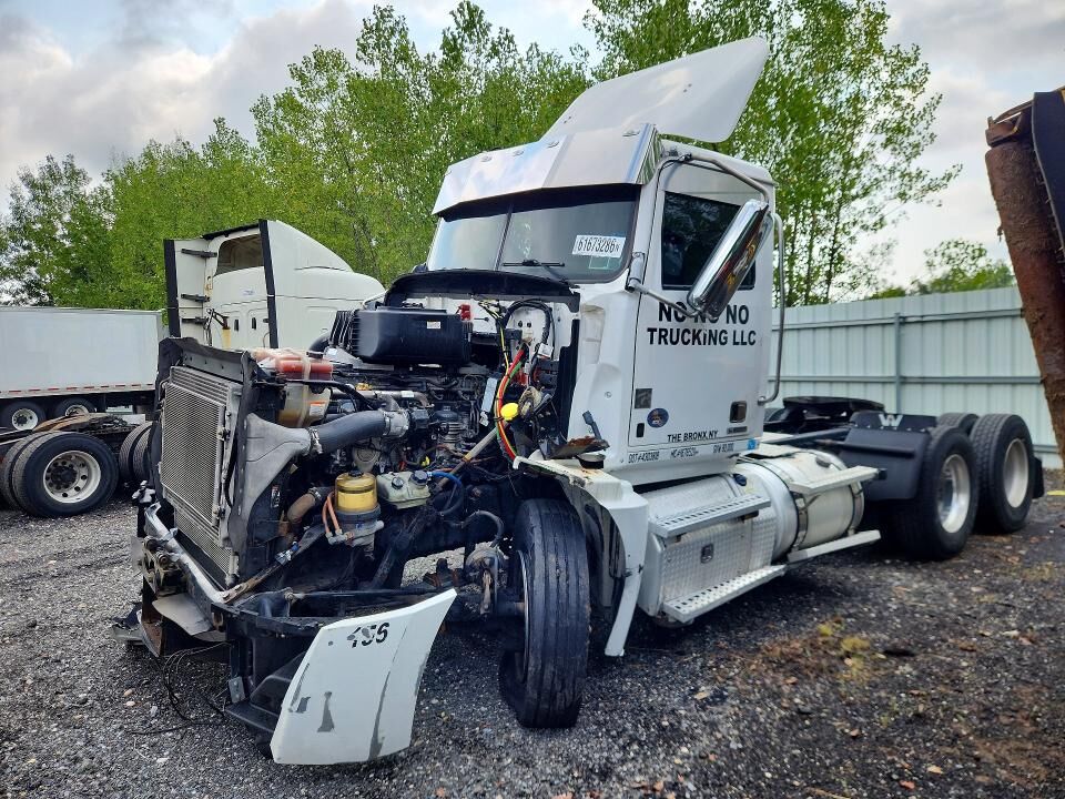 2018 WESTERN STAR 5700