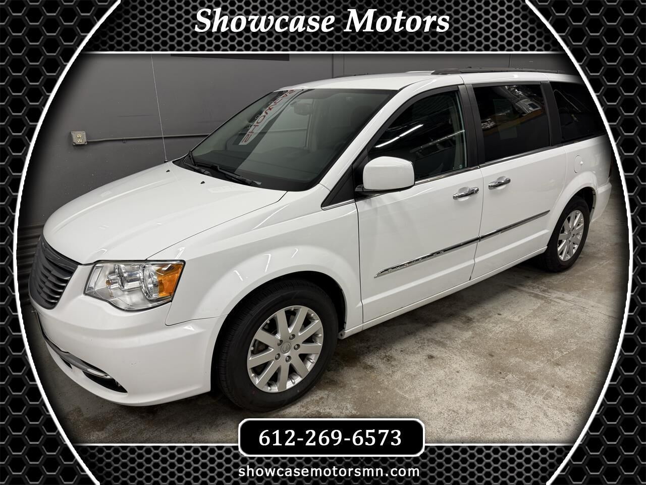 2016 CHRYSLER Town and Country