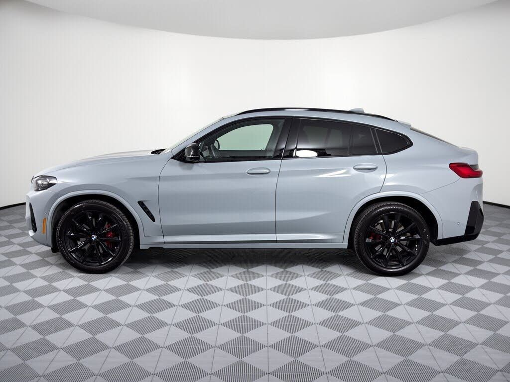 2025 BMW X4
