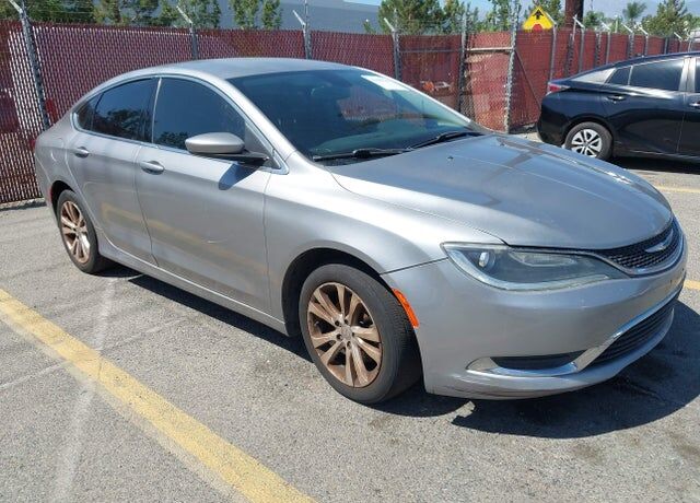 2015 CHRYSLER 200