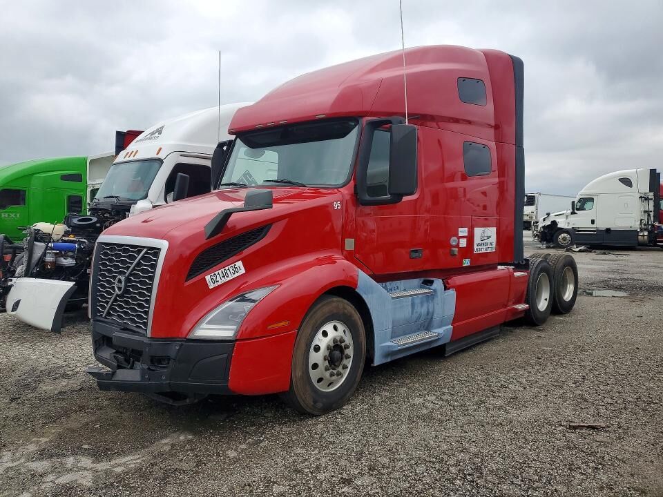 2021 VOLVO TRUCK VNL