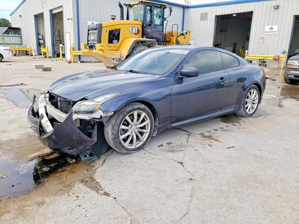 2011 INFINITI G37