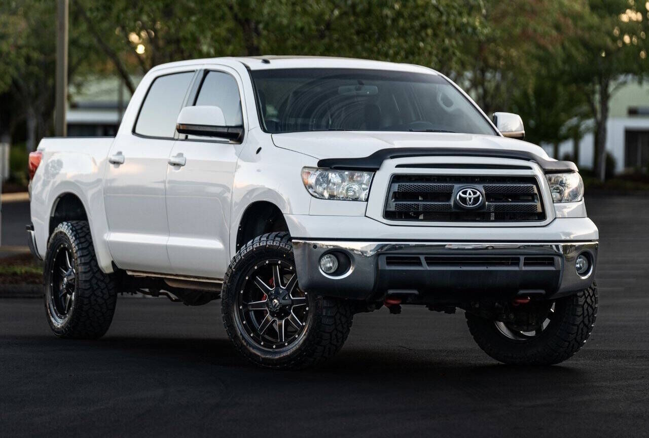 2013 TOYOTA Tundra