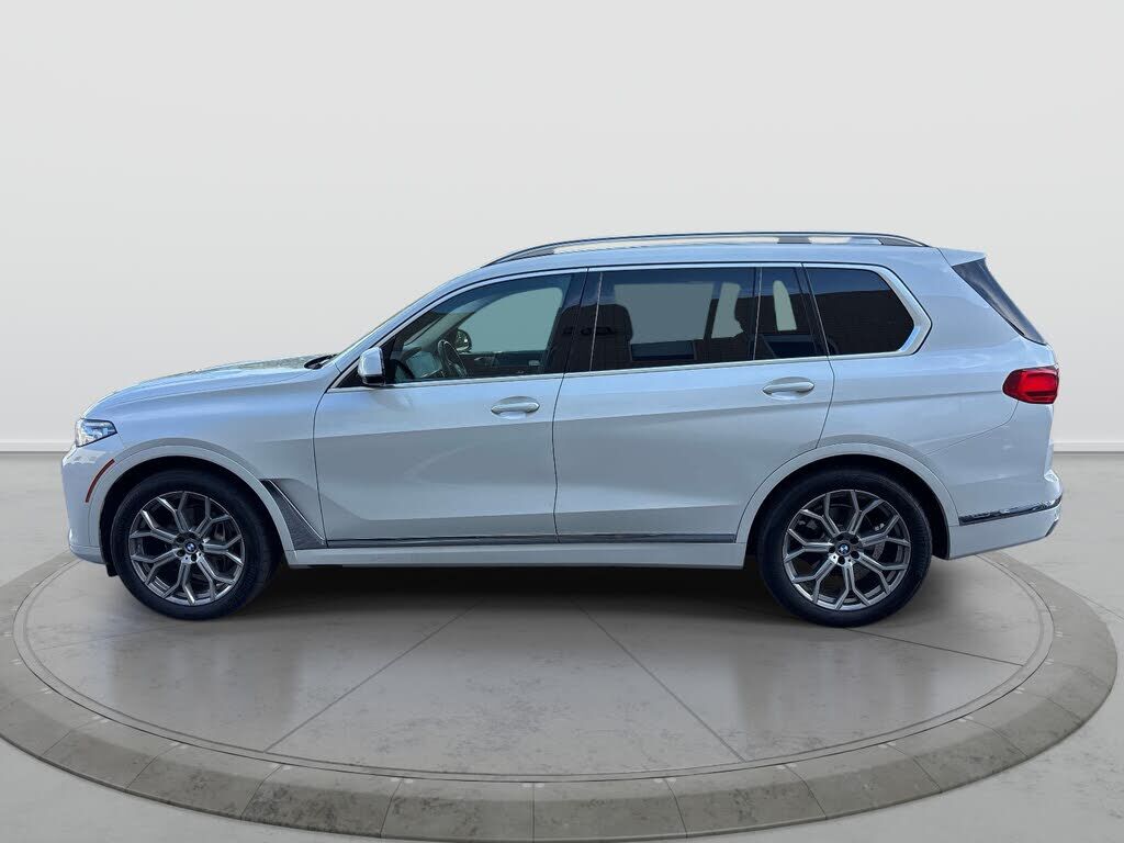 2022 BMW X7