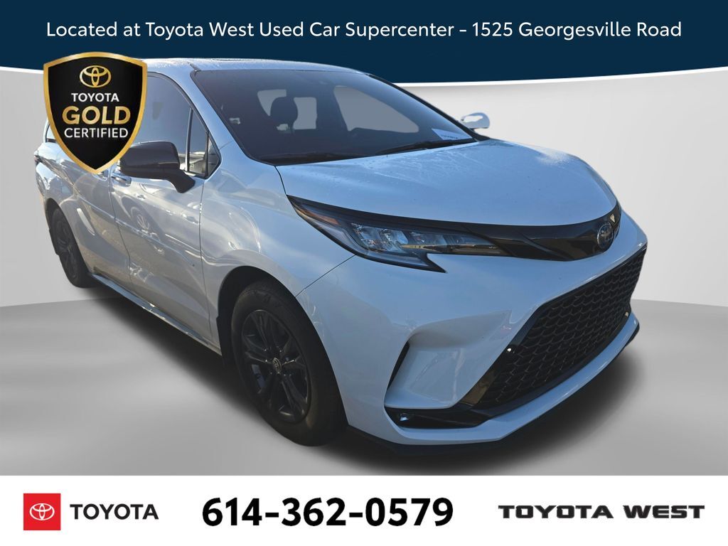 2025 TOYOTA Sienna