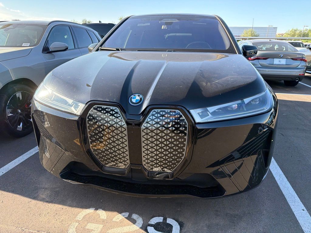 2024 BMW iX