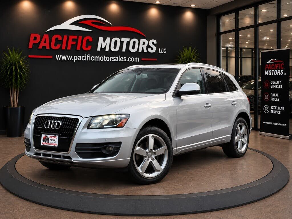 2010 AUDI Q5
