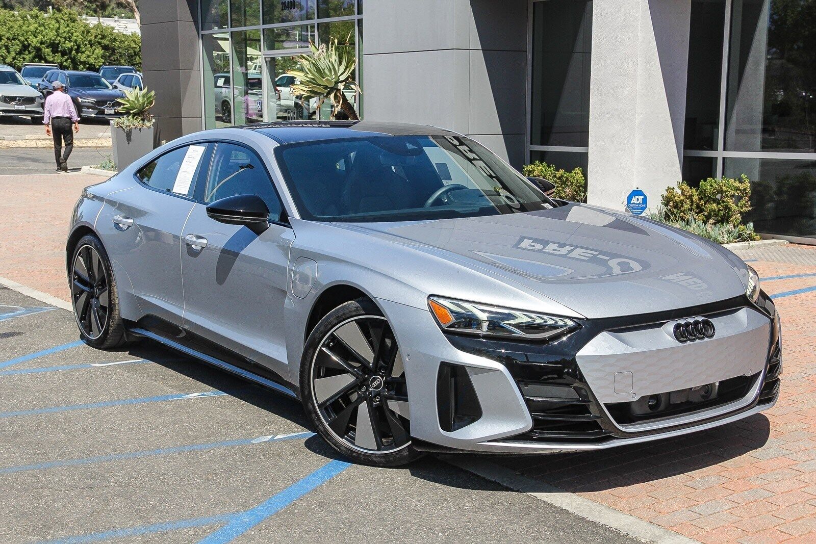 2023 AUDI e-tron GT